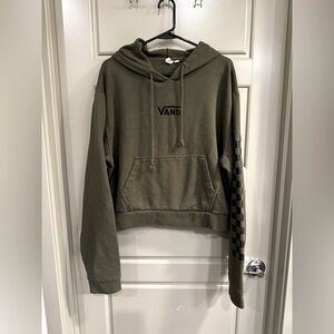 Sweatshirt 2/$30